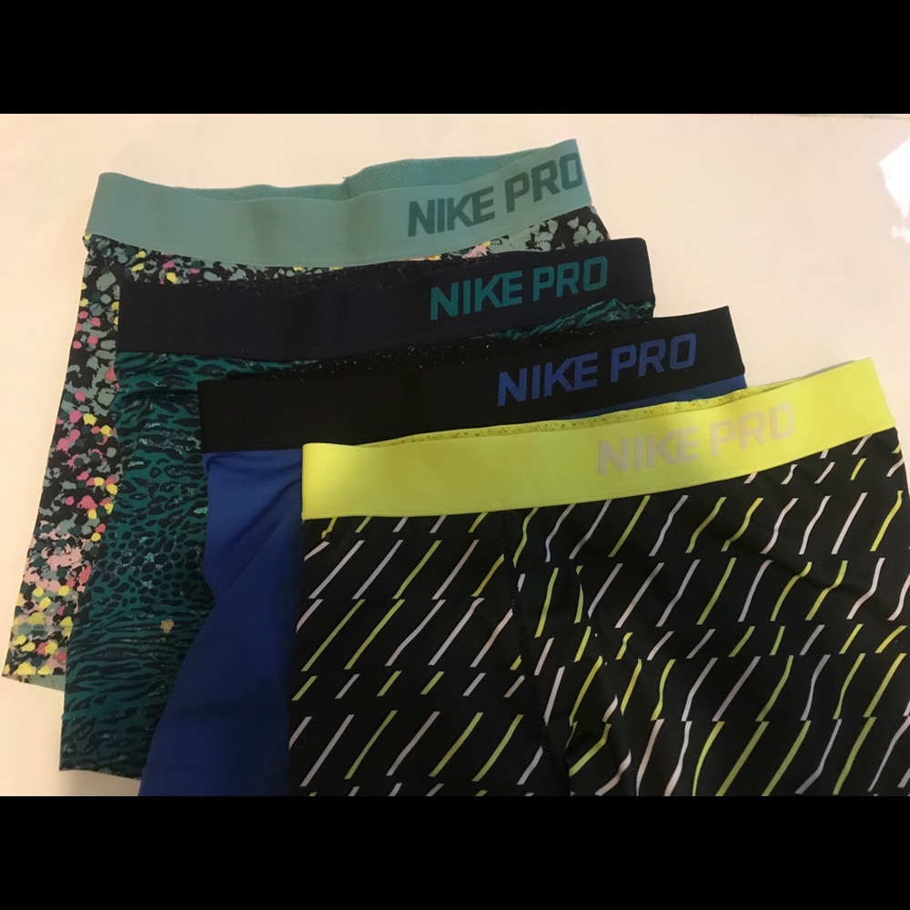 Women’s Nike pros